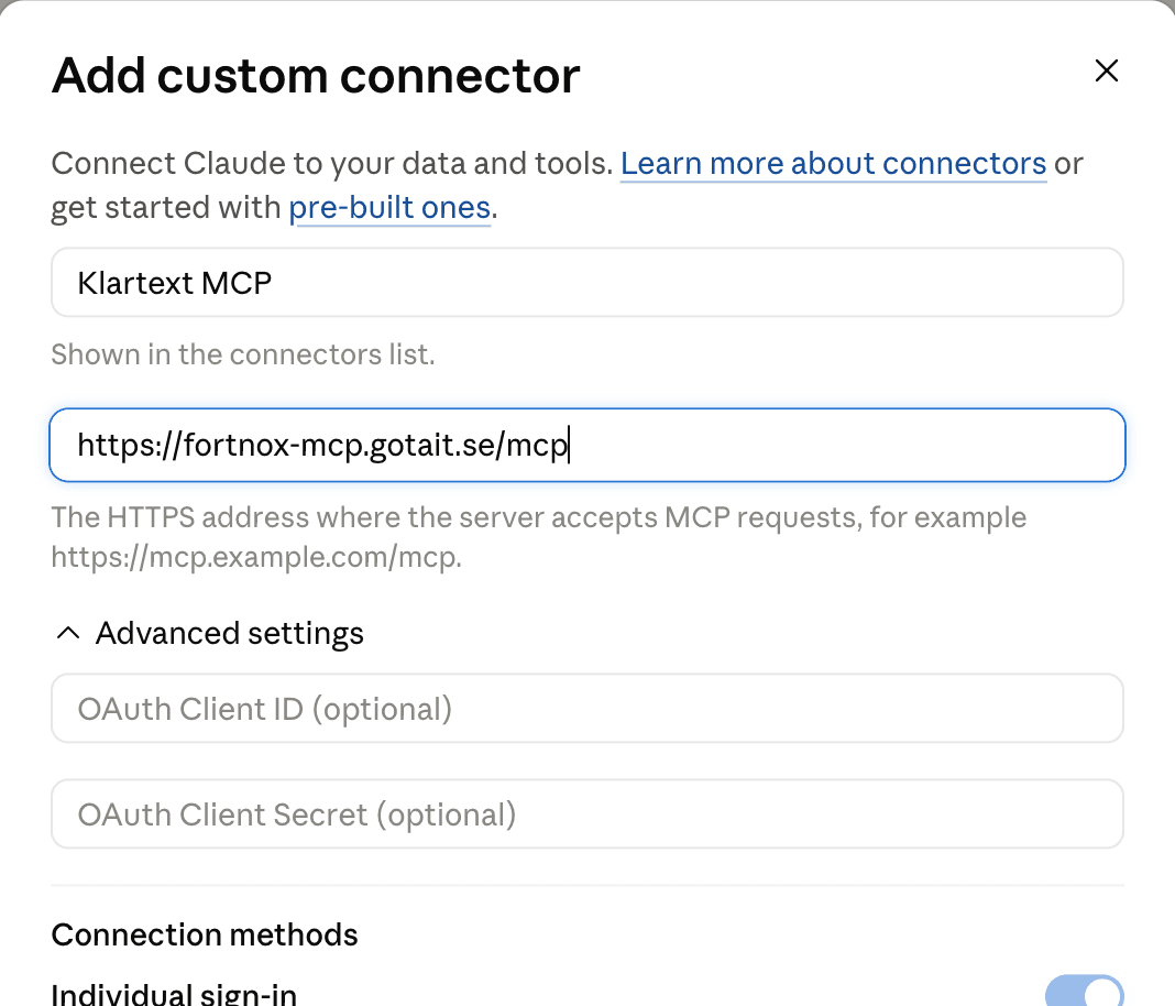 Claudes dialog Add custom connector med namnet Klartext MCP och adressen https://fortnox-mcp.gotait.se/mcp ifyllda.